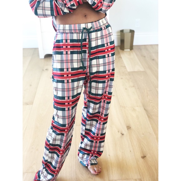 Plaid Christmas Pajamas PJS Set - Picture 5 of 8